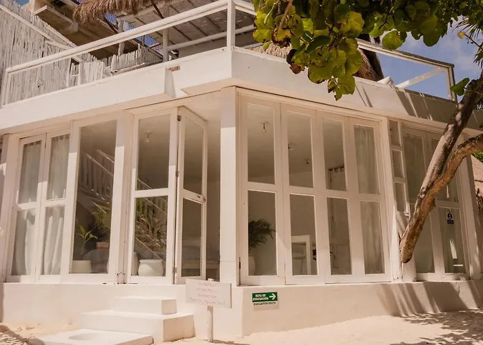 Hotel Shambala Petit Tulum