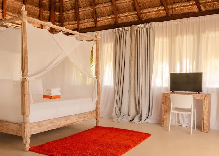 Hotel Shambala Petit Tulum