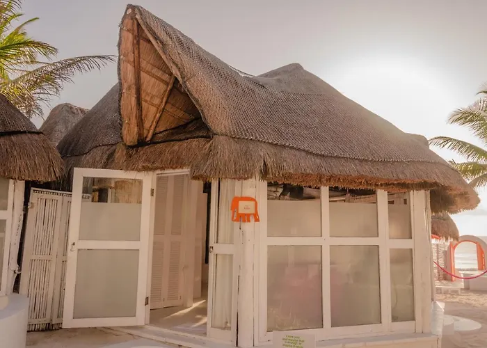 Shambala Petit Hotel 4*